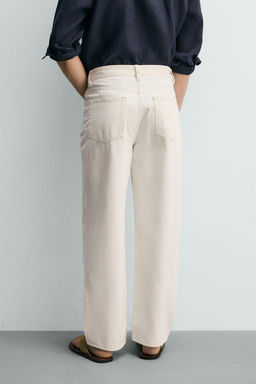 JEANS STRAIGHT FIT / Blanco roto