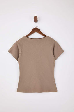 Vizon Relaxed/Rahat Kal?p Kay?k Yaka K?sa Kollu %100 Pamuk Orme T-Shirt TWOSS26TS00004