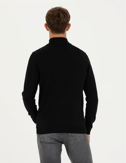 Siyah Slim Fit Fermuarl_ Dik Yaka Triko Kazak