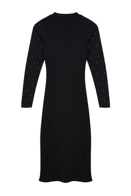 TRENDYOLMILLA Siyah Midi Triko Tas Islemeli Elbise TWOAW25EL00004  фото 7