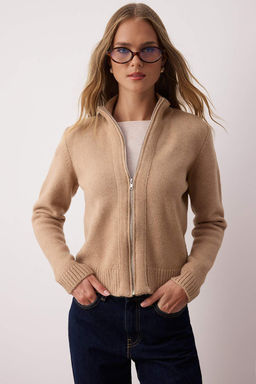 Vizon Fermuarl? Yun Kar?s?ml? Dik Yaka Yumusak Dokulu Triko H?rka TWOAW26HI00027