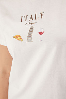 Ekru %100 Pamuk Regular/Normal Kal?p Slogan Bask?l? Orme T-Shirt TWOSS25TS00047