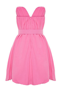 TRENDYOLMILLA Pembe A-Kesim Balon Etek Kemer Detayl? Dokuma Poplin K?sa S?k Abiye Elbise TPRSS23EL00576  фото 8