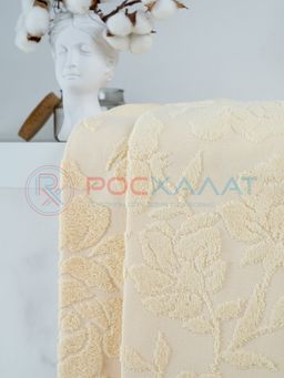 Махровое полотенце жаккардовое Шиповник кремово-желтое ПМА-6591 (196) 70х140