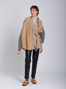 в составе шерсть Большой, мягкий, теплый двусторонний палантин с рисунком в стиле арт-деко. - Tantino фото 3