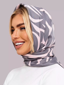 K13586 Платок 90/90 шелк искусственный СЕРЫЙ