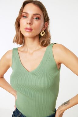 Trendyolmilla Vizon Ask?l? V Yaka Triko Bluz TWOSS19DU0260  фото 7