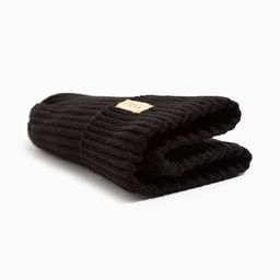 Шапка детская MINAKU: Cozy Winter с отворотом, чёрная, размер 56-58 (7-11 лет)