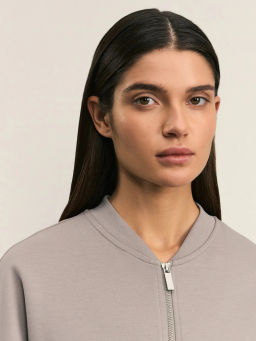 Толстовка на молнии с декоративными швами / Zarina  фото 6