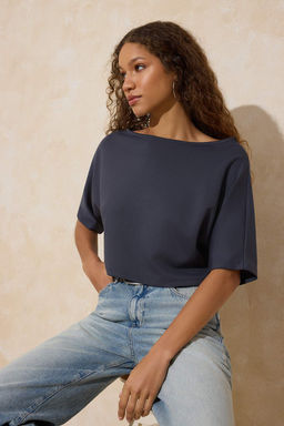 Antrasit Relaxed Kay?k Yaka Yarasa Kol Truvakar Crop Soft Touch Orme Bluz TWOSS26BZ00059