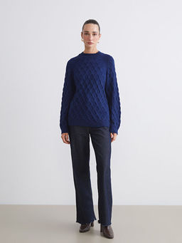 Bisiklet Yaka Kendinden Desenli Kad?n Triko Kazak