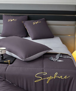 Одеяло Mency средней плотности однотонное с простыней на резинке и наволочками ODMENOR06