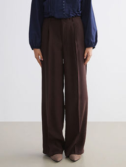 Standart Fit Kad?n Pileli Pantolon