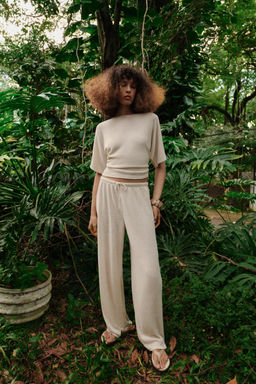 PANTAL?N R?STICO WIDE LEG / Beige claro