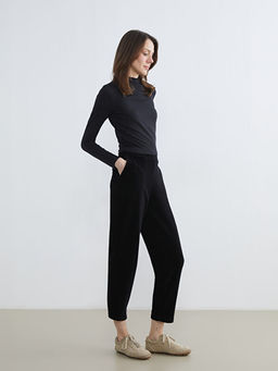 Beli Lastikli Kadife Kad?n Pantolon