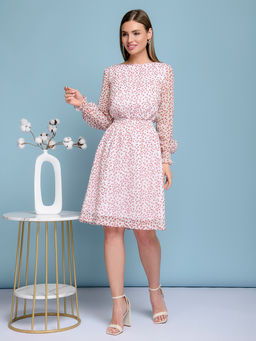 Платье белого цвета с цветочным принтом и длинными рукавами - 1001dress фото 2