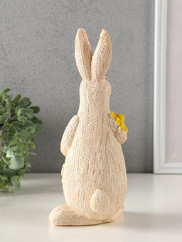 Фигурка полистоун Зайка вязанный с букетом цветов, 8?10.5?23 см