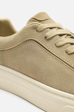 LEATHER TRAINERS