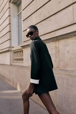 BLAZER CON LINO MANGA REMANGADA / Negro - Zara фото 3