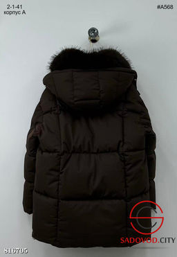 Тёплая женская зимняя куртка удлинённая с капюшоном и мехом - Bruno фото 2