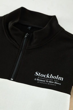 Ekru Oversize/Genis Kesim Renk Bloklu Dik Yaka Fermuarl? Sardonsuz Sweatshirt TMNAW25SW00052