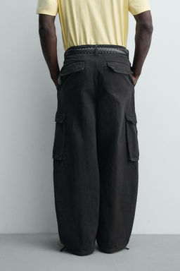 PANTAL?N CARGO BALLOON FIT / Negro