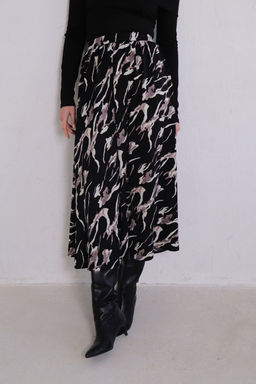 11374 Юбка А-силуэта чёрная с принтом - Martichelli фото 17
