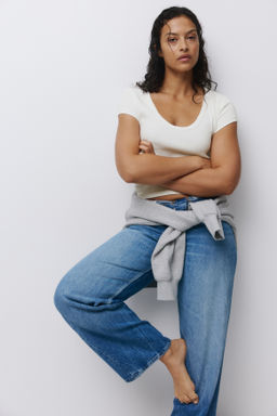 Camiseta acanalada con escote en U - H&m фото 10