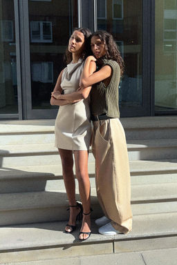 DRAPED NECK SHORT DRESS - Zara фото 2