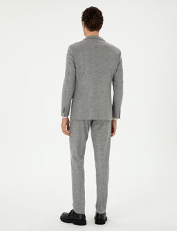 Светло-серый приталенный костюм - Cacharel фото 5