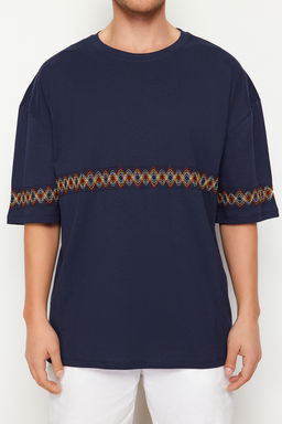 TRENDYOL MAN Tas Oversize/Genis Kesim K?sa Kollu Islemeli %100 Pamuklu T-Shirt TMNSS21TS1889 - Trendyolmilla фото 5
