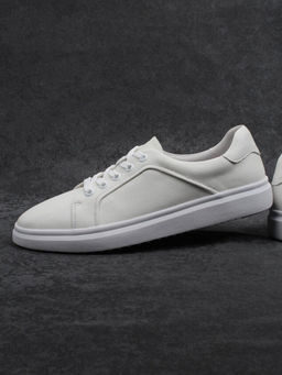 03-C935-9 MILK Кеды женские (натуральная кожа)