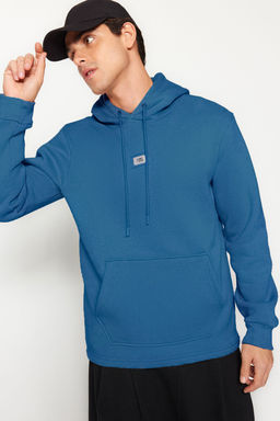 TRENDYOL MAN Siyah Regular/Normal Kesim Kapusonlu Etiketli Ici Polar/S?cak Tutan Sweatshirt TMNAW24SW00076 - Trendyolmilla фото 3