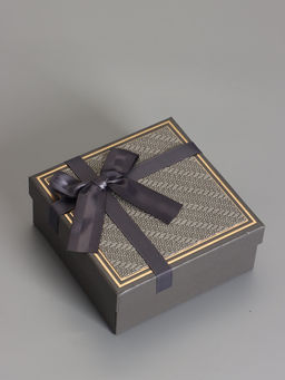 Набор подарочных коробок 3 в 1, прямоугольные с бантом, графитовый, 19×19×9.8;17×17×8; 15×15×6.5 см