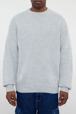 Gri Unisex Oversize Bisiklet Yaka Duz Triko Kazak TMNAW25KZ00004