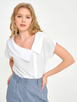 Блузка с цельнокроеным рукавом