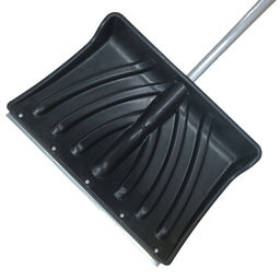 Лопата снеговая "Крепыш" п/эт. черная, с оцинк.накл., алюм.черенком, ручкой, 465х340мм