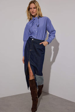 Limited Edition Lacivert Cizgili Fular Baglamal? Gomlek TWOAW26GO00046