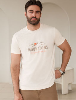 Футболка из премиального хлопка с авторским принтом