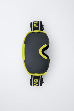 GAFAS TEXTO CON FUNDA SKI COLLECTION / Negro - Zara фото 7