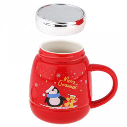 Новый год Кружка фарфоровая Зазеркалье 500мл, д9,8см h11,5см, глянцевая глазурь, с деколью, цвет - красный, пластмассовая, винтовая крышка, герметичная, с силиконовым уплотнителем, д/горла 6см, д/основания 7см, в подарочной коробке (Китай) - Домашняя мода фото 5