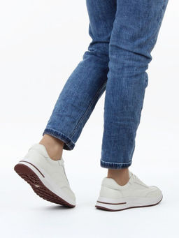 03-A9042-2 MILK Кроссовки женские (натуральная кожа)