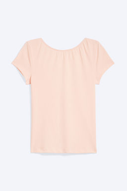 Camiseta corta con espalda abierta