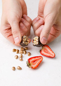 ? Москва ? Мягкий грильяж ?Кедровое золото с клубникой и шампанским?, 85 г - Сибирский кедр фото 7