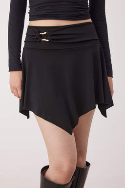 Siyah Asimetrik Aksesuar Detayl? Mini Orme Etek TWOSS25ET00214 - Trendyolmilla фото 3