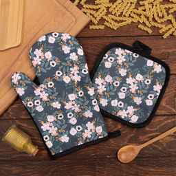 Кухонный набор 2 прихватки Доляна Цветочки , прихватка 17х17 см, варежка 24х18 см, 100% п/э
