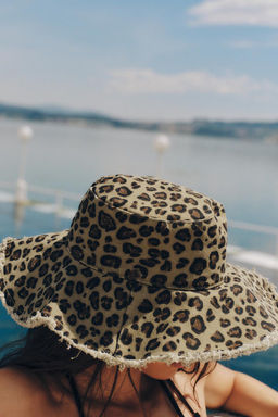 ANIMAL PRINT BUCKET HAT - Zara фото 2