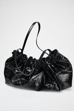 GATHERED TOTE BAG WITH CHARMS - Zara фото 4