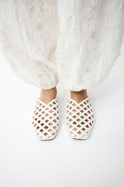 Mules con dise?o entrelazado - H&m фото 6
