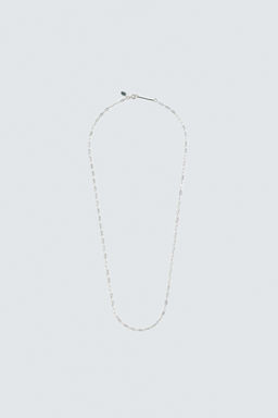 CHAIN LINK NECKLACE